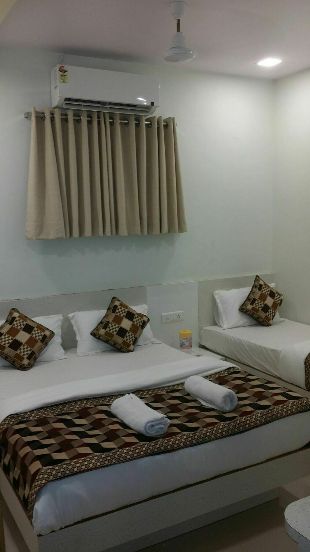 Kf Residency Hotel Mumbai Ngoại thất bức ảnh