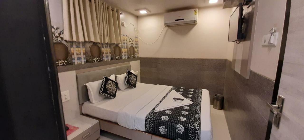 Kf Residency Hotel Mumbai Ngoại thất bức ảnh